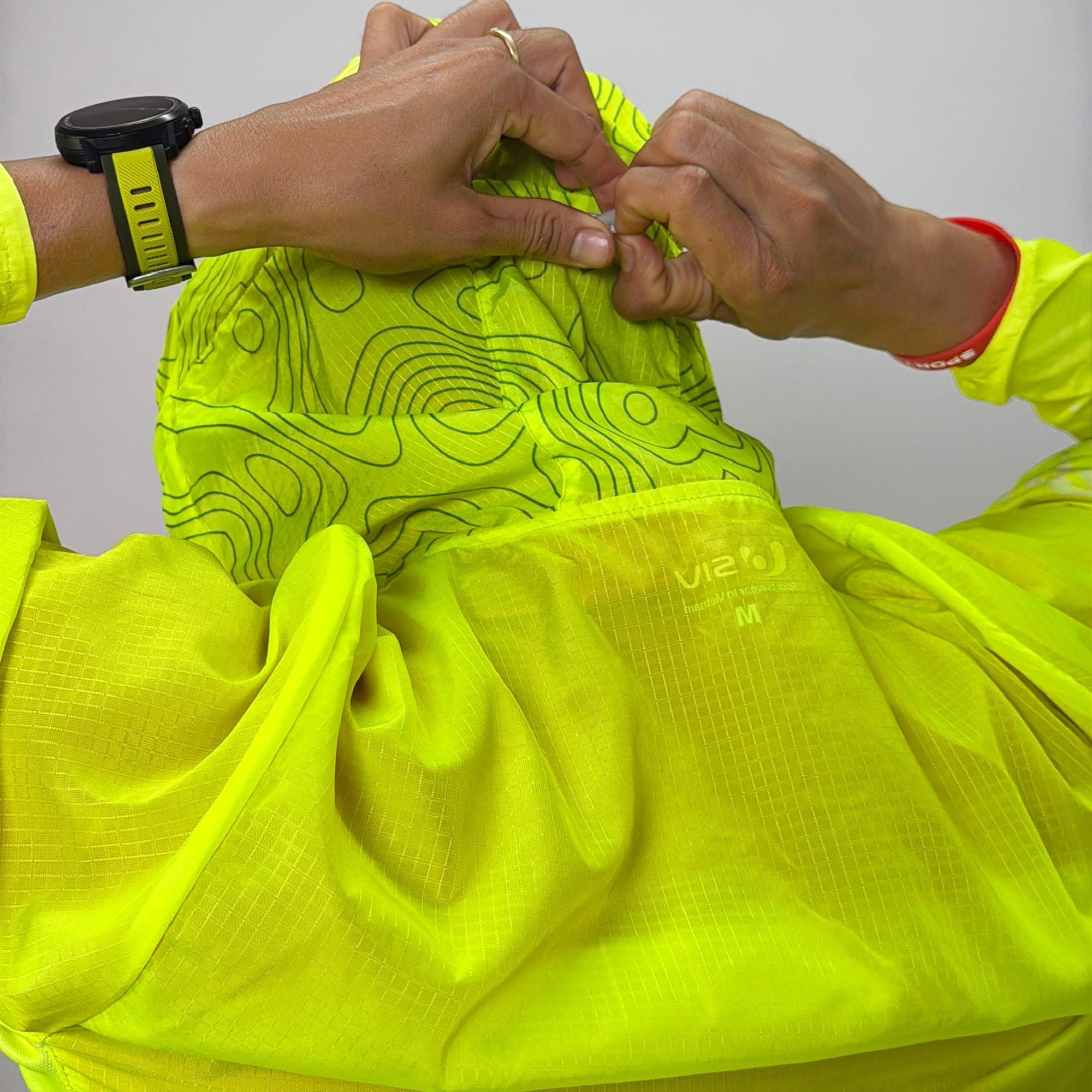  Áo khoác chạy bộ SIV Stride Jacket - Neon Green 