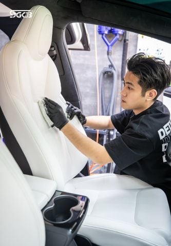  Dịch vụ Vệ Sinh Nội Thất Ô Tô Chuyên Nghiệp Chuẩn Detailing | SGCB 