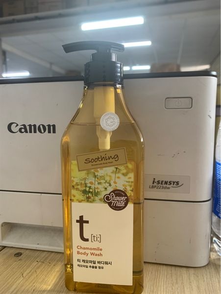 SHOWER MATE_Sữa Tắm Tinh Chất Hoa Cúc Làm Mềm Da 550ml