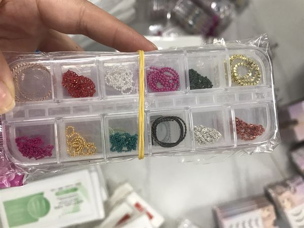 NAIL_Sét Charm Xích Trang Trí Móng Xịn 12 ô