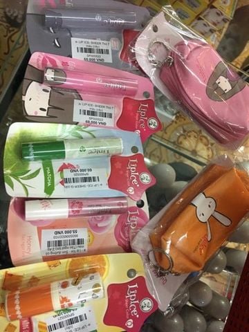 LipIce- Son Dưỡng Có Màu Hương Táo Sheer Color 2.4g