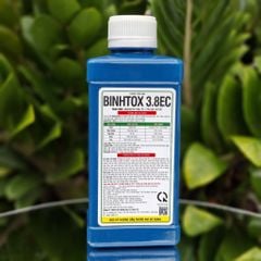 (Chai 450ml) Thuốc trừ sâu BINHTOX 3.8EC hiệu BÁO ĐEN: nước trong, không gây nghẹt béc. Đặc trị nhện đỏ, sâu đục quả, bọ trĩ, rầy hại bông, sâu cuốn lá, nhện gié,...