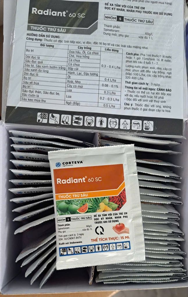 Thuốc trừ sâu RADIANT 60SC (15ml) – Thuốc trừ sâu sinh học, trị bọ trĩ, sâu đục quả & sâu tơ rau màu