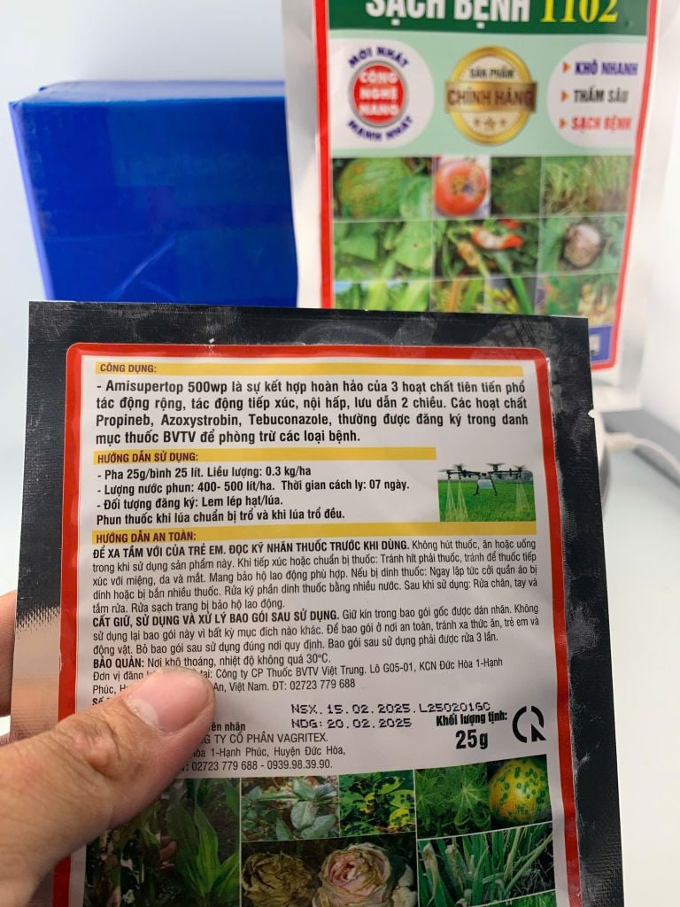 Thuốc trừ bệnh thối ngó cây sen, thối lá và thối rễ sen: Fugi max 25g và Sạch bệnh 1102 50g VÀ Poner 10gam