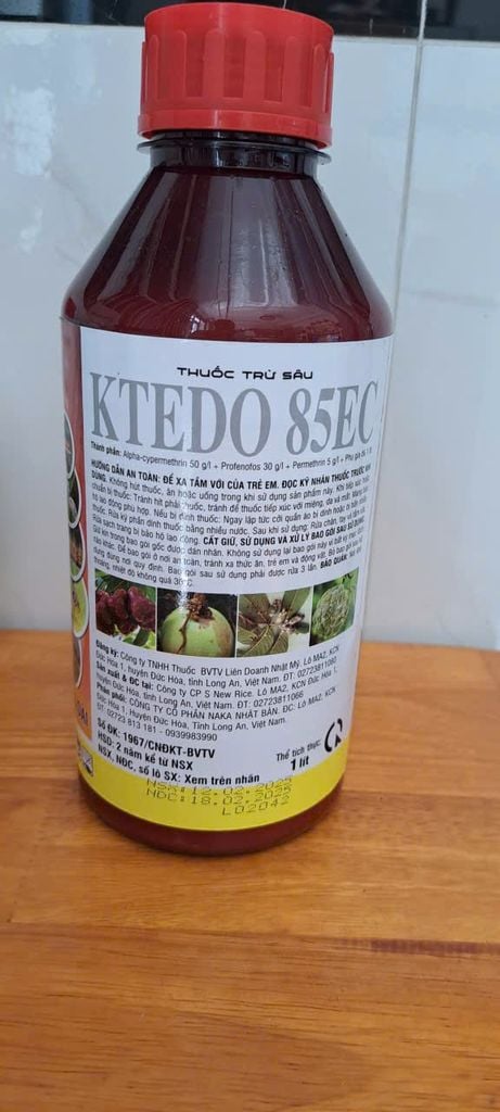(Chuyên ruồi vàng) Thuốc trừ sâu KTEDO 85EC - Sư Tử Lửa: nước sữa, mát cây, trị ruồi vàng, ruồi đục quả, sâu đục trái, sâu lông, bọ trĩ, sâu ăn lá