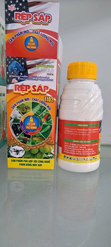 (450ml) Akulagold 260EW hiệu Rệp Sáp 1102:  trừ rệp sáp, ruồi vàng, bọ xít, rệp muội, sâu đục thân, muỗi hành,  rầy phấn trắng lúa, bọ trĩ gây hại lúa