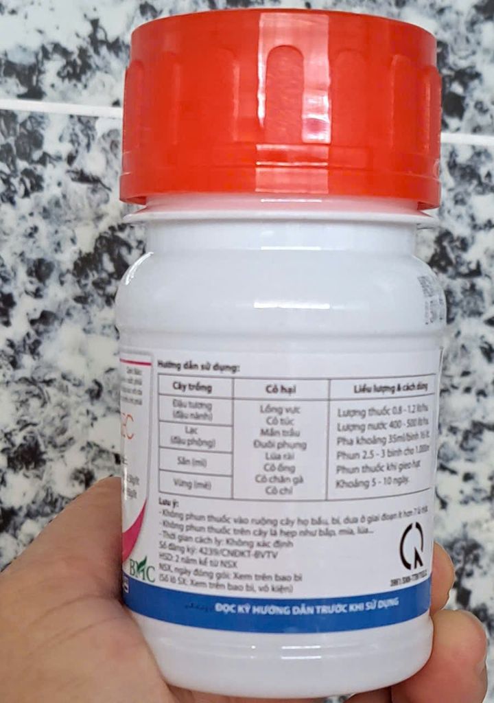 Thuốc trừ cỏ Maruka 5EC trừ cỏ lồng vực, cỏ túc, mầm trầu, đuôi phụng, cỏ ống, cỏ chân gà, cỏ chỉ, cỏ lúa trên cây đậu nành, đậu phộng, sắn, vừng