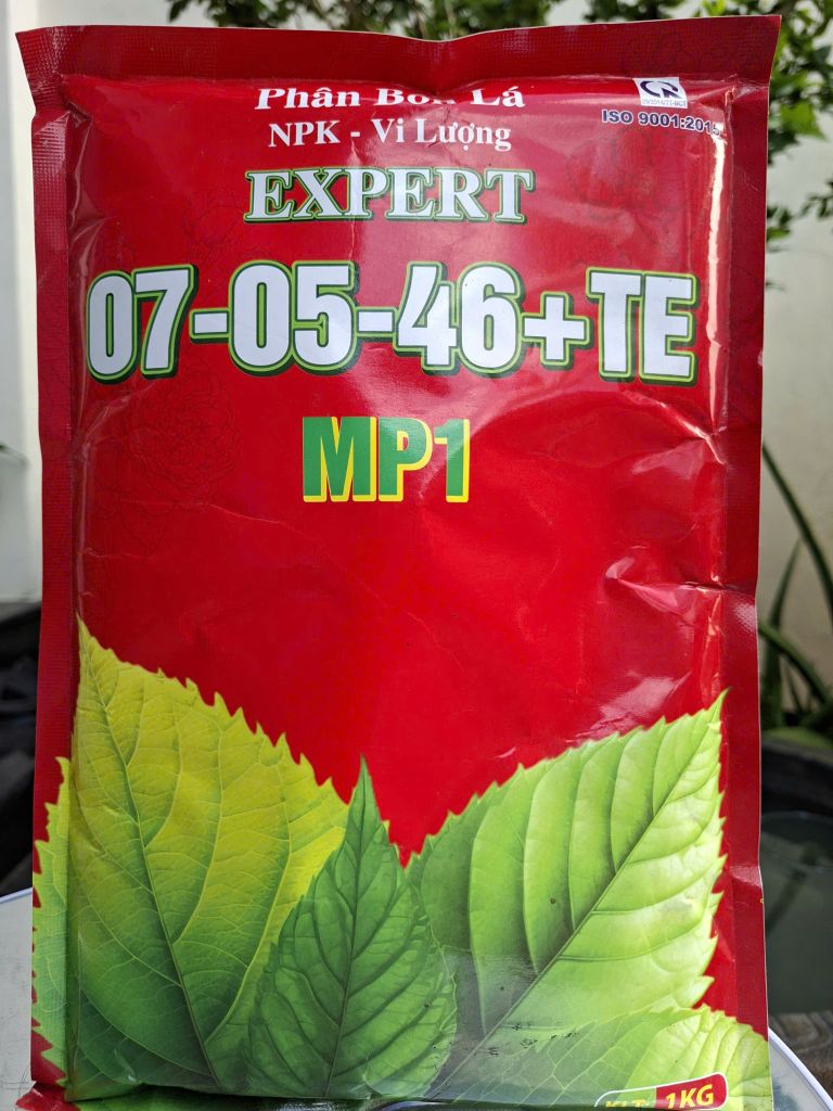 Bộ già lá nhanh 1 chai HEXAVILL + 1 gói 07-05-46+TE + 4 gói COMBI Ức Chế Đọt Non Không Gây Cháy Lá
