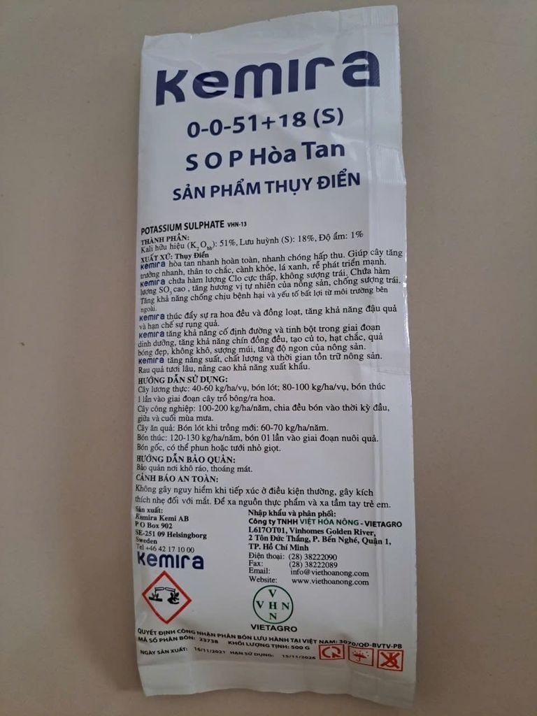 (Gói 500g) Phân bón lá KEMIRA - KALI TRẮNG của Thụy Điển: KEMIRA - POTASSIUM SULPHATE WS 0-0-51+18(S)