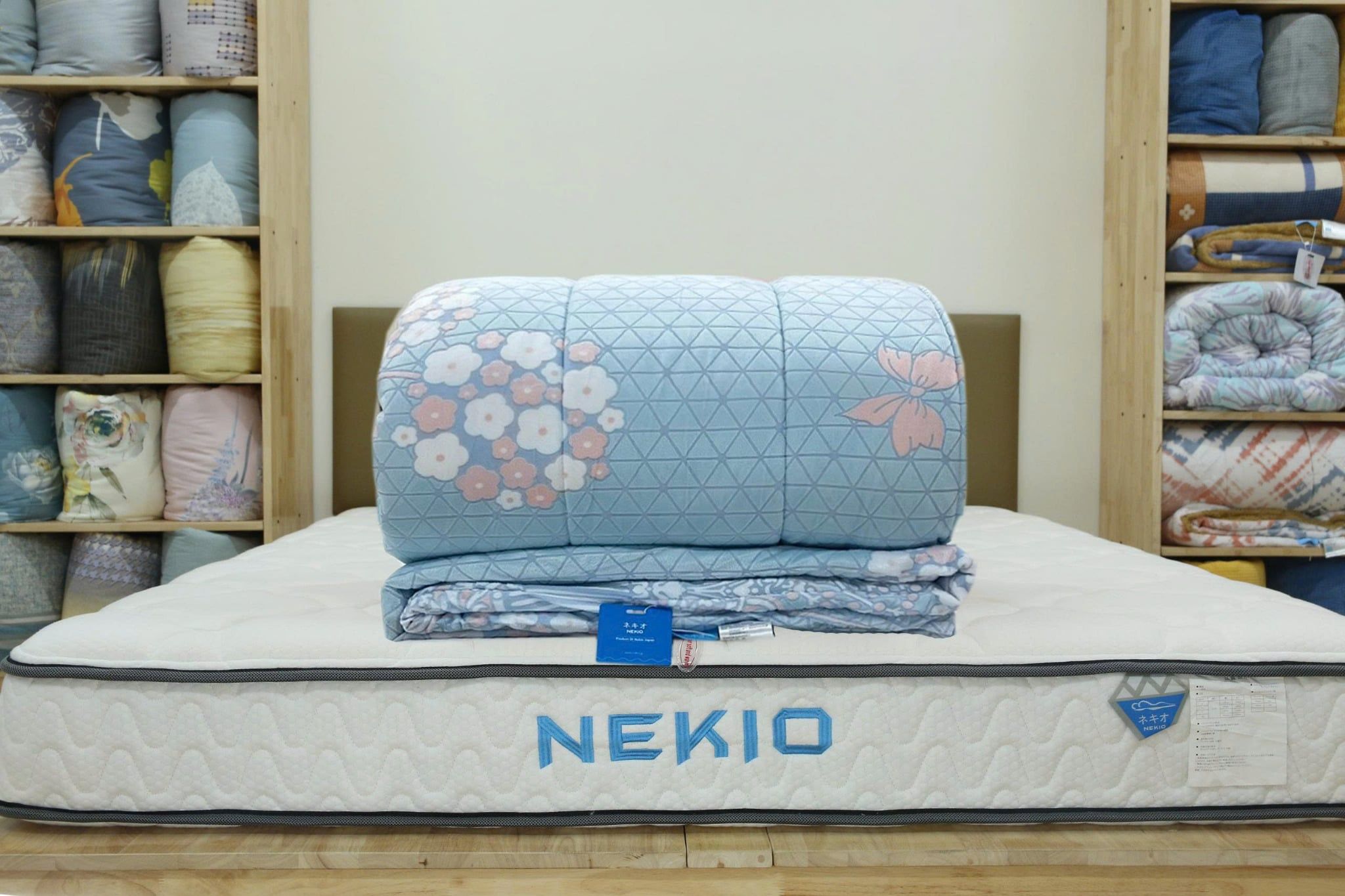  Chăn Lông Thỏ Queen Luxury Nekio Hoa Xuân 