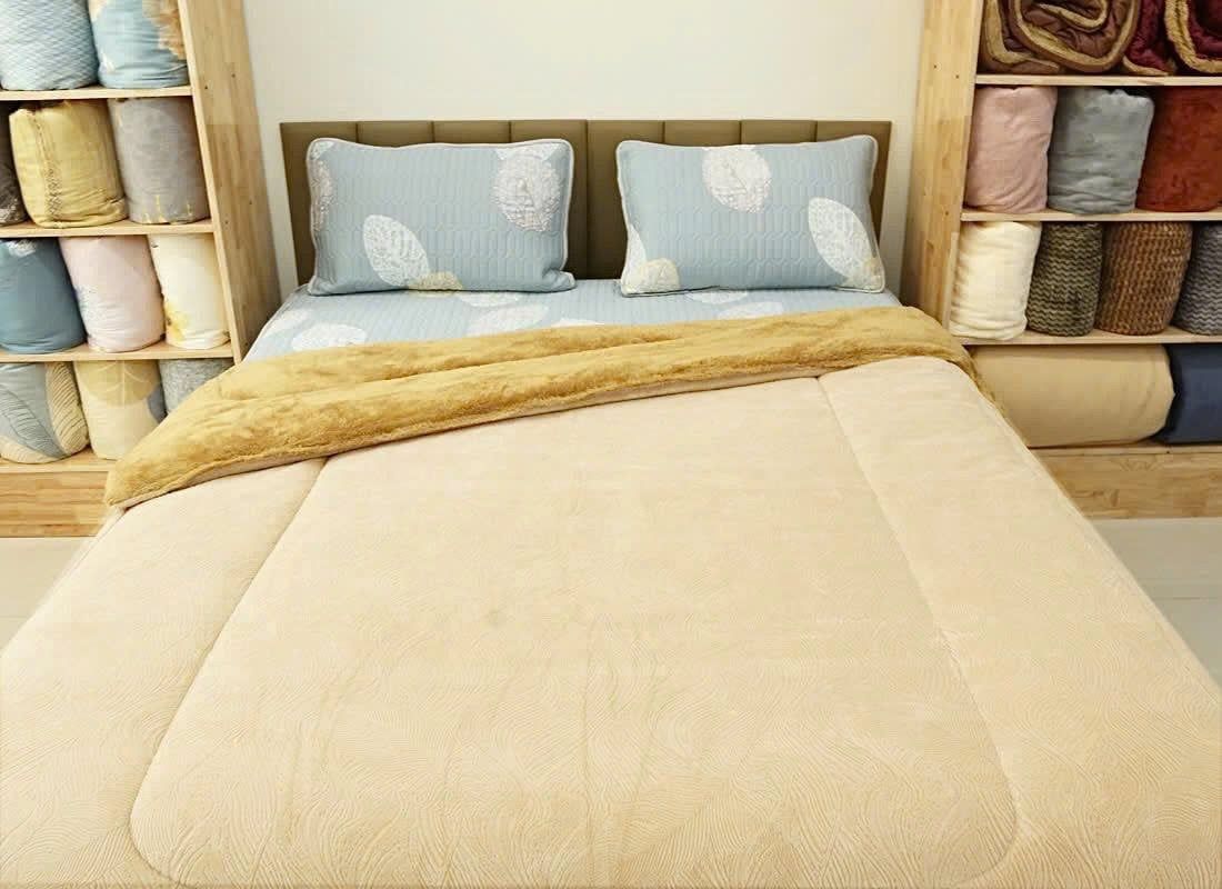  Chăn lông cừu Vân Vàng 