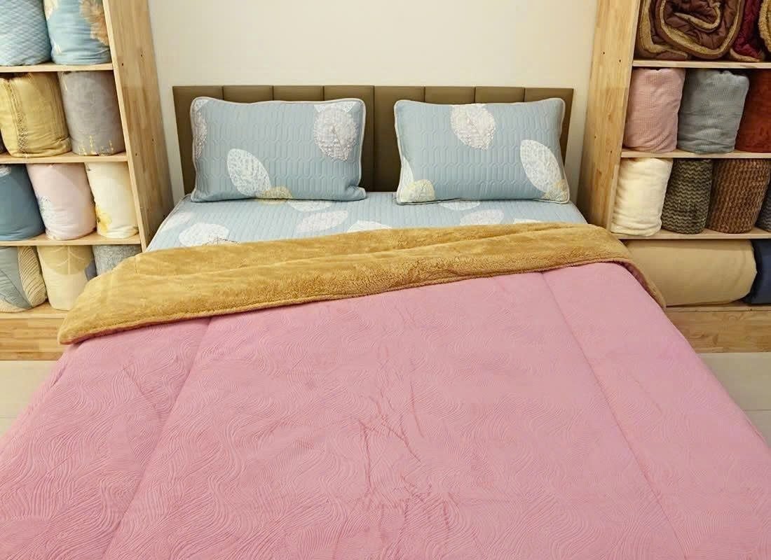  Chăn lông cừu Vân Hồng 