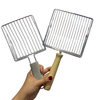 Xẻng xúc cát cho mèo size lớn, chất liệu inox, cán gỗ chắc chắn