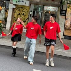 SILVER STAR BOXY TEE