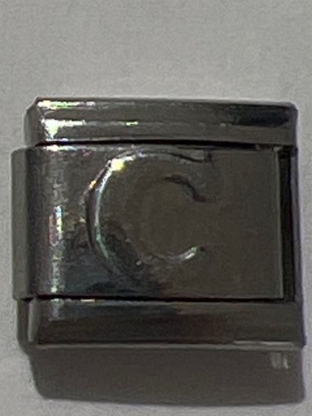 Chữ C bạc có chân