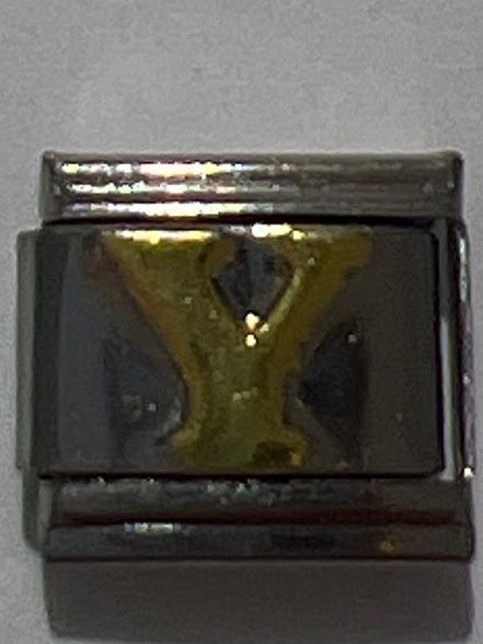 Chữ cái vàng