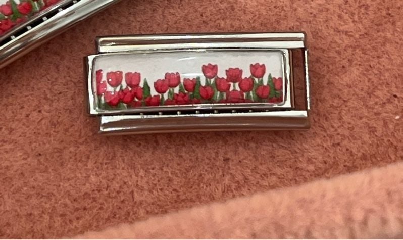 Charm dài