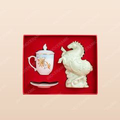 Set quà tặng phong thủy Mã Đáo Kim Cúc thời thượng