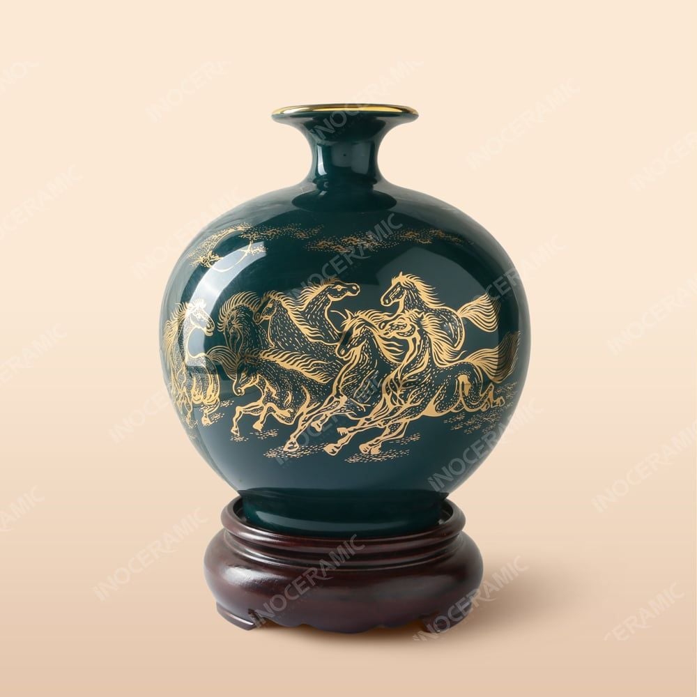 Lọ hút tài lộc Ngựa Phi Gió Thảo Nguyên gốm sứ Bát Tràng in logo