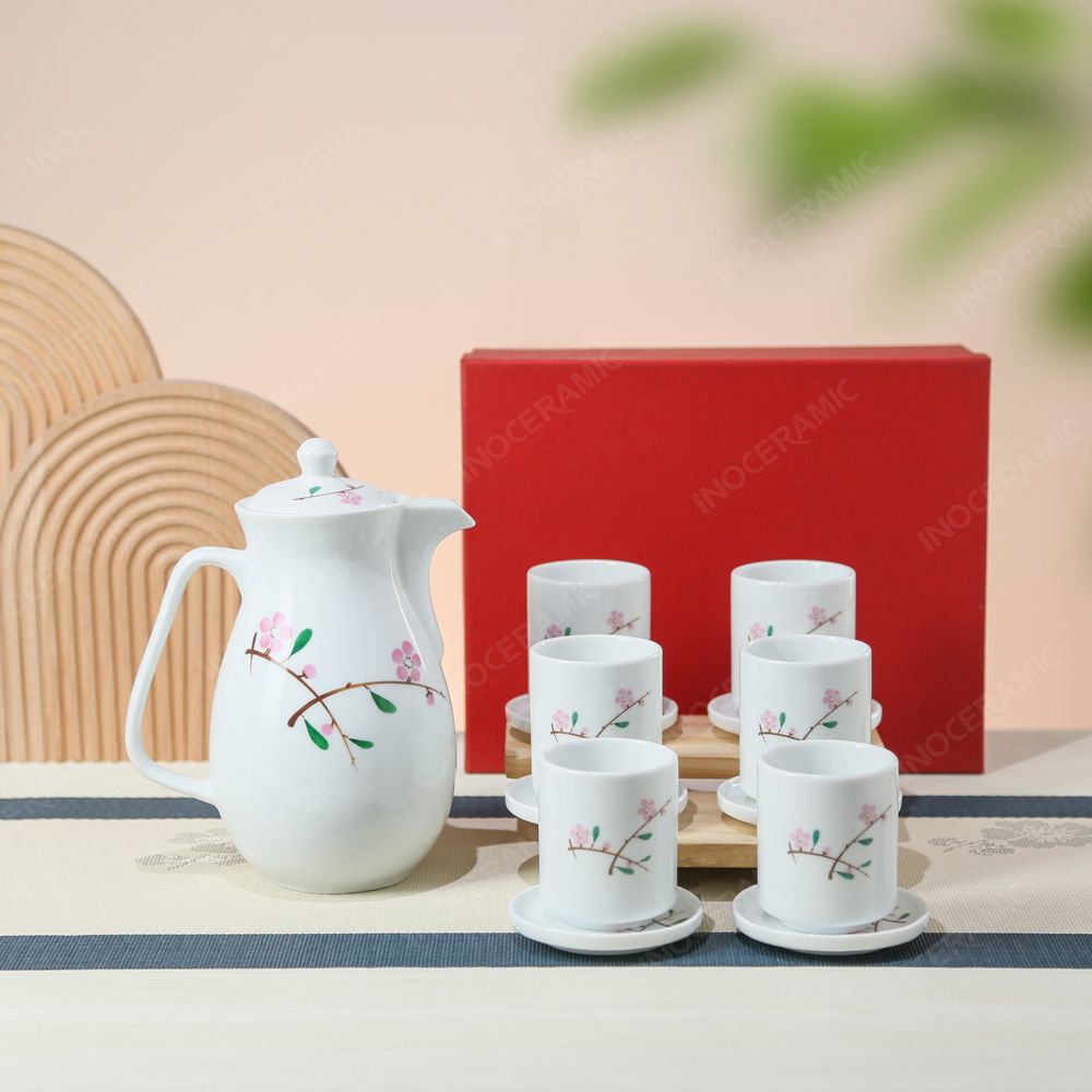 Bộ bình nước Hoa Đào vẽ tay – Quà tặng gốm sứ Bát Tràng in logo cao cấp