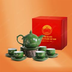 Quà tặng Đại hội đại biểu - Bộ ấm trà Ngọn lửa men lục sen vàng kẻ vàng