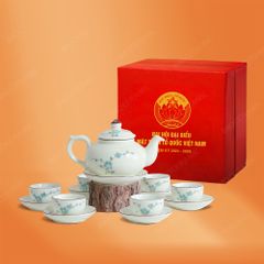 Quà tặng Đại hội Mặt trận - Bộ ấm trà ba men ngà hoa đào xanh vẽ tay