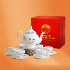 Quà tặng Đại hội Mặt trận - Bộ ấm trà Hoàng Cung Khổng tước kẻ chỉ vàng