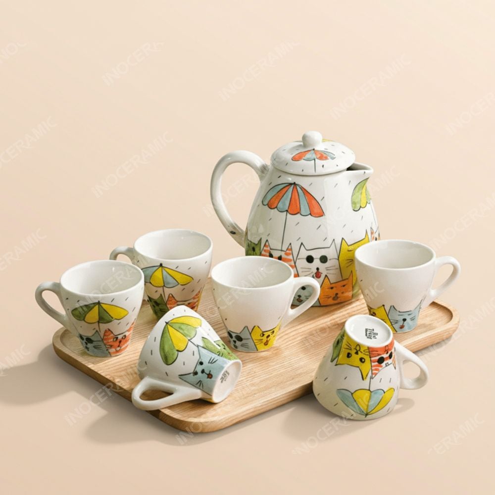 Bình nước gốm sứ Bát Tràng họa tiết mèo đi mưa dễ thương