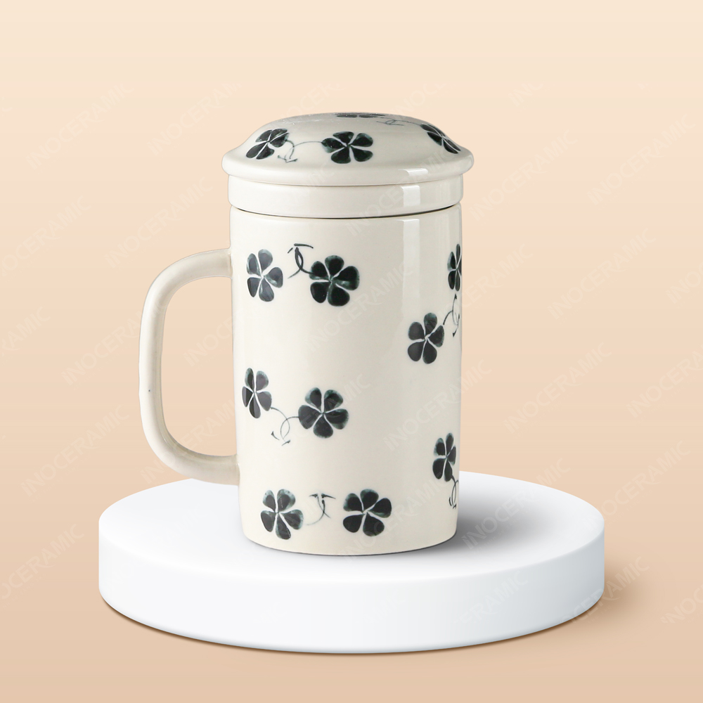 Ca (cốc) lọc trà sứ - Cỏ 5 lá vẽ tay in logo