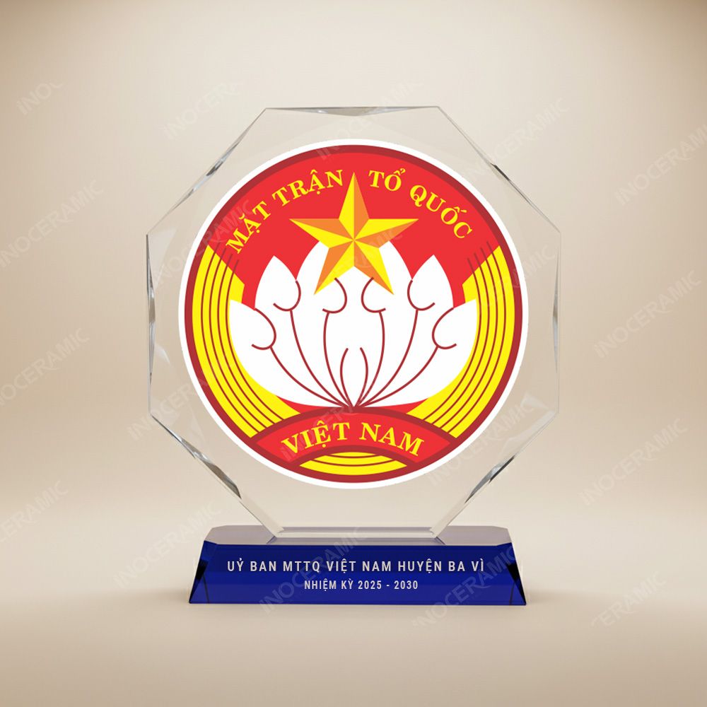 Biểu trưng pha lê kỷ niệm in logo quà tặng Đại hội Mặt Trận Tổ Quốc