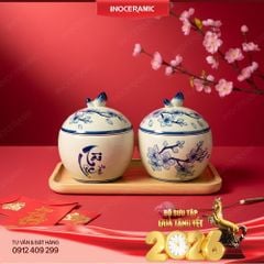 Bộ hũ mứt Bát Tràng chữ thư pháp hoa đào cobalt – Quà Tết Bính Ngọ cao cấp