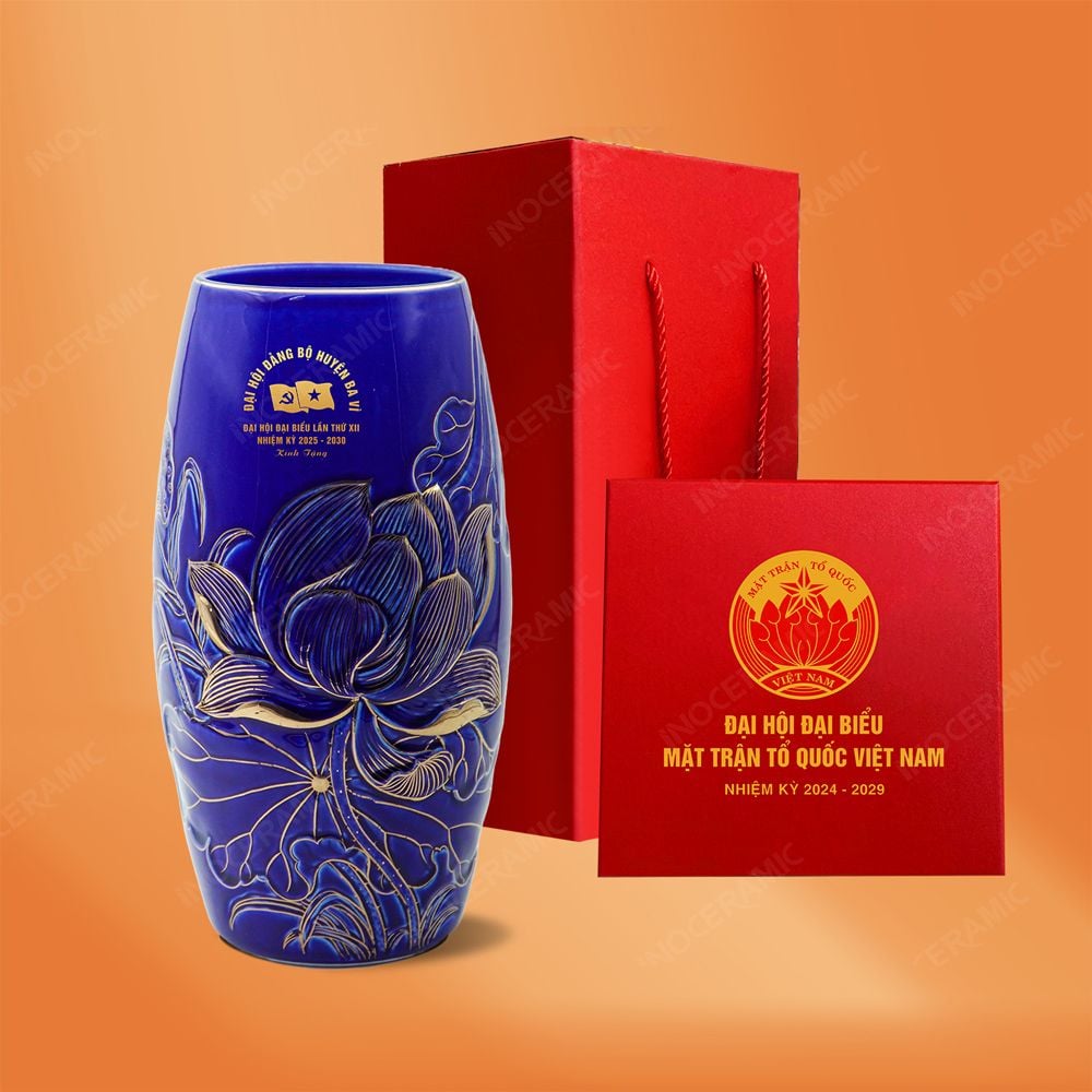 Lọ hoa bom men màu khắc nổi vẽ vàng quà tặng Đại hội MTTQ