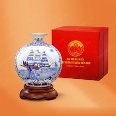 Quả hút lộc Thuận buồm men lam vẽ vàng quà tặng Đại hội Mặt Trận Tổ Quốc