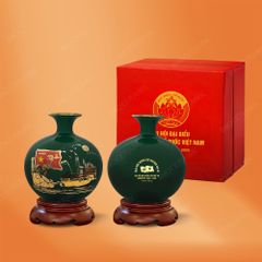 Quả hút lộc Hào khí Việt Nam vẽ vàng quà tặng Đại hội Mặt Trận Tổ Quốc