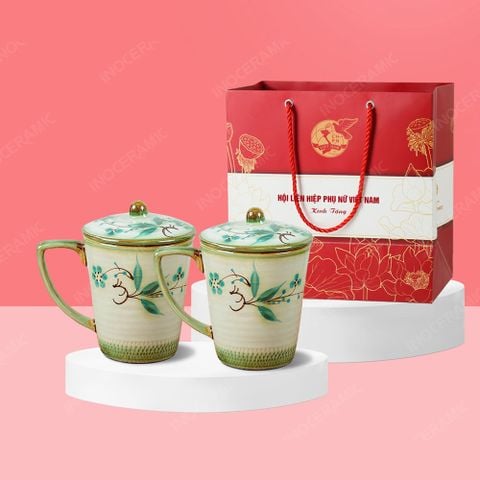 Quà tặng phụ nữ - Giftset 02 ly sứ có nắp vẽ trúc in logo