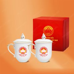 Bộ 02 ly ngọn lửa kẻ vàng in logo quà tặng Đại hội Mặt Trận Tổ Quốc