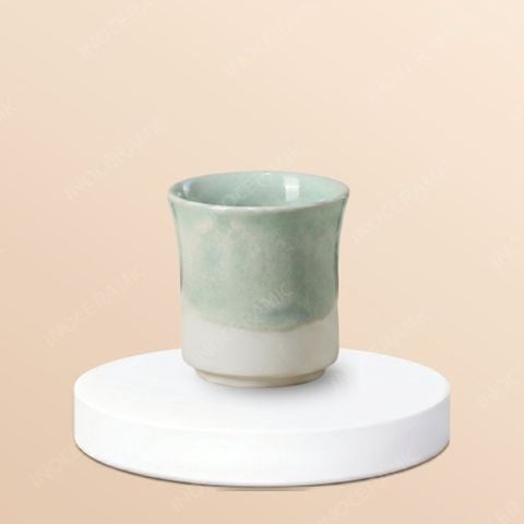 Ly sứ trụ loe không quai men hỏa biến