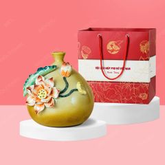 Quà tặng phụ nữ - Lọ hoa túi tiền hoa sen đắp nổi