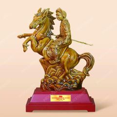 Quà tặng Đại hội Đảng - Tượng lưu niệm Thánh Gióng