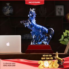 Tượng linh vật ngựa Thanh Vân Mã quà tặng Tết Bính Ngọ ý nghĩa