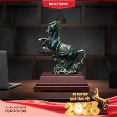 Tượng ngựa sứ Chiến Mã Khải Hoàn – Linh vật phong thuỷ hợp mệnh năm Bính Ngọ
