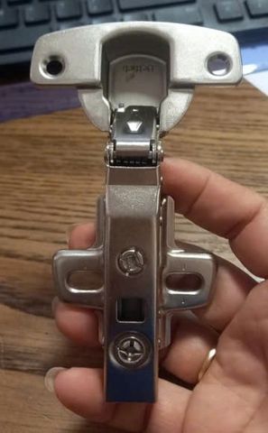  Bản lề Hettich 