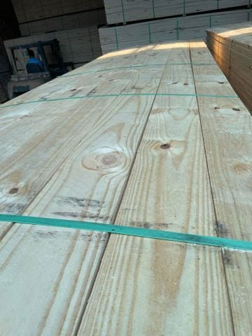  Gỗ Thông  dày 2cm 