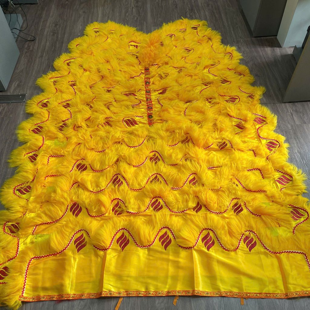 Đuôi quần lân Lông Vàng-Nền vàng-3 sọc KT đỏ