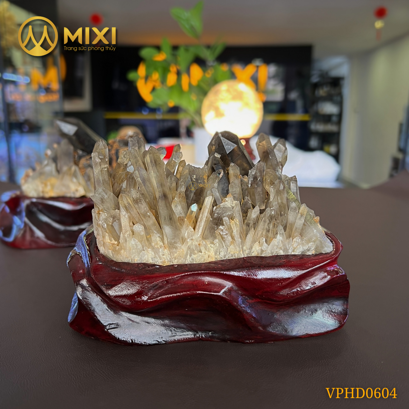 Đám Tinh Thể Thạch Anh Đen Khói