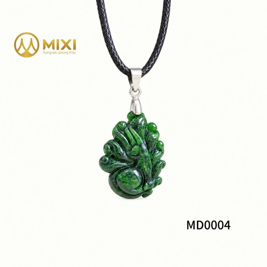 Mặt Dây Cửu Vĩ Hồ Ly Ngọc Sơn Thủy