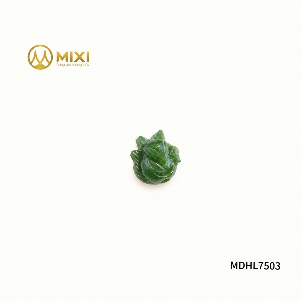 Mặt Dây Hồ Ly Ngọc Bích Nephrite 2A Ôm Hoa