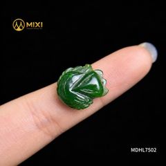 Mặt Dây Hồ Ly Ngọc Bích Nephrite 2A Ôm Hoa