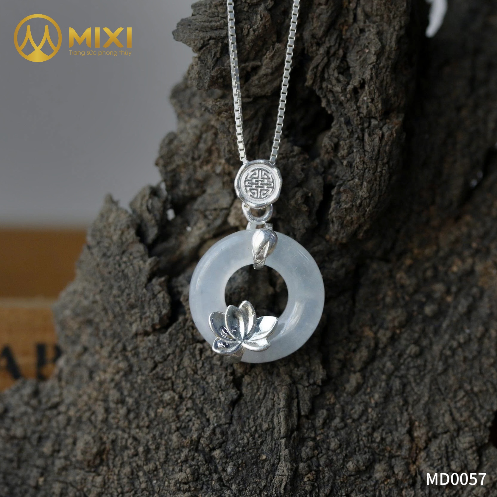 Mặt Dây Đồng Điếu Bạch Ngọc Liên Hoa Bạc