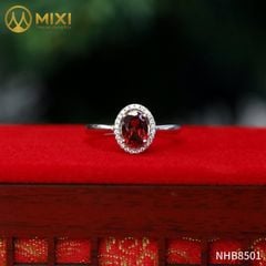 Nhẫn Bạc Mặt Đá Granat Hình Oval Sủi Đá